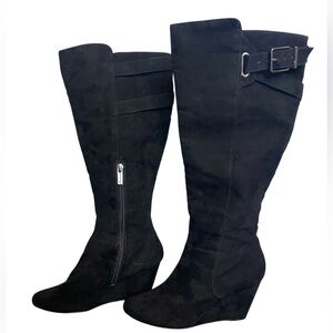 Jessica Simpson Wedge Heel Boots Blk Faux Suede, Side Zipper & Strap Detail 6M